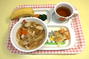 １０月２５日(水)未満児の給食(もも組)